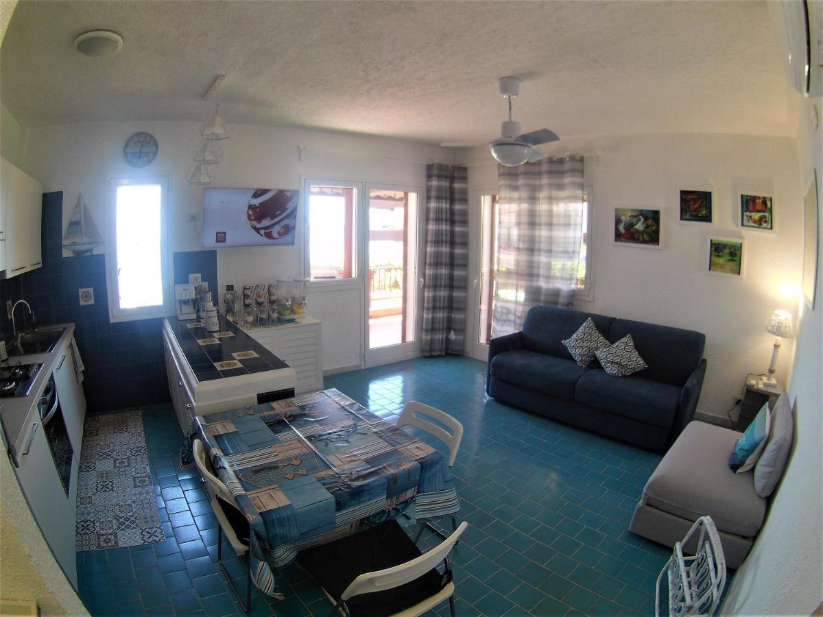Sea Beach Taormina Apartment Летоянні Екстер'єр фото